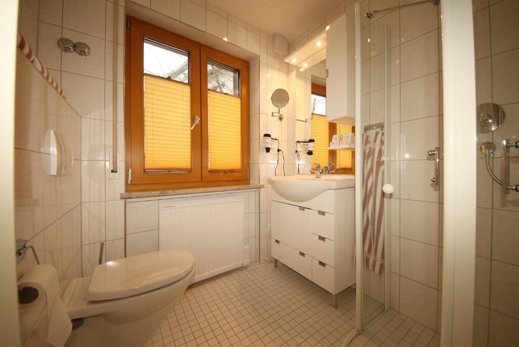 Hotel Krone Stuehlingen - Das Tor Zum Suedschwarzwald Ngoại thất bức ảnh